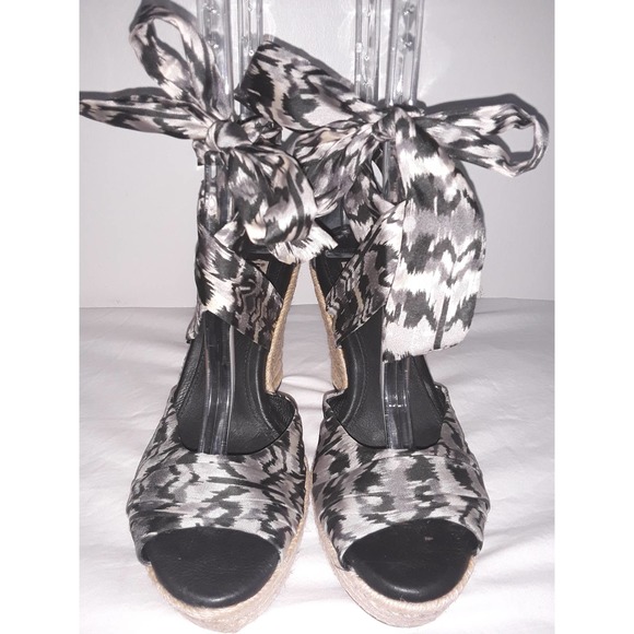 UGG Sz 7.5 LUCIANNA Platform Wedge Sandals, Silk Tie Upper - Picture 8 of 10